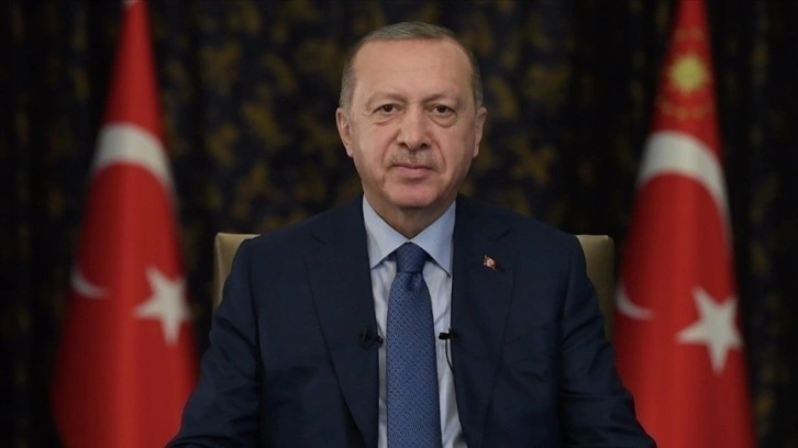 Cumhurbaşkanı Erdoğan, Kovid-19 testinin fazlalık çıktığını duyurdu