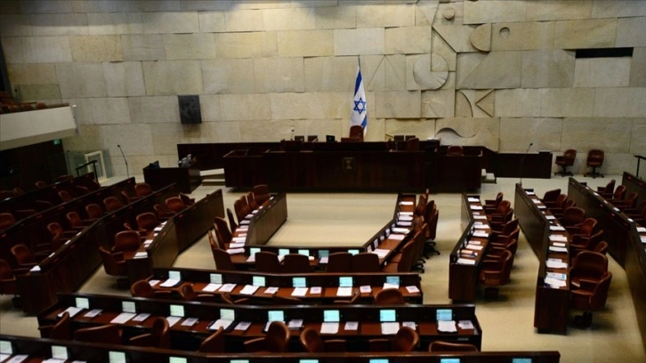 İsrail'de 3,5 yıl aradan sonraları önce kere yıllık bütçe bildirme edildi