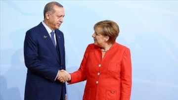 Cumhurbaşkanı Erdoğan, Almanya Başbakanı Merkel'i ikrar etti