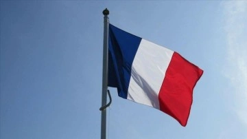 Fransa'nın Martinique adasında sertlik vakaları dolayısıyla sokağa çıkma yasağı duyuru edildi