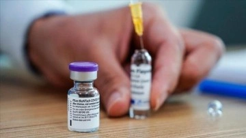 Pfizer/BioNTech aşısının takviye dozunun yüzdelik 95,6 sansasyonel bulunduğu açıklandı